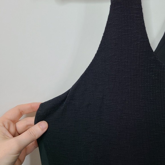 Lou & Grey Black Ribbed Sleeveless Tunic Womens Small - Picture 3 of 5